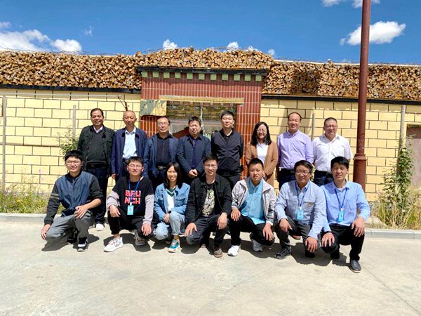 高原慰問送清涼，情系基層暖人心